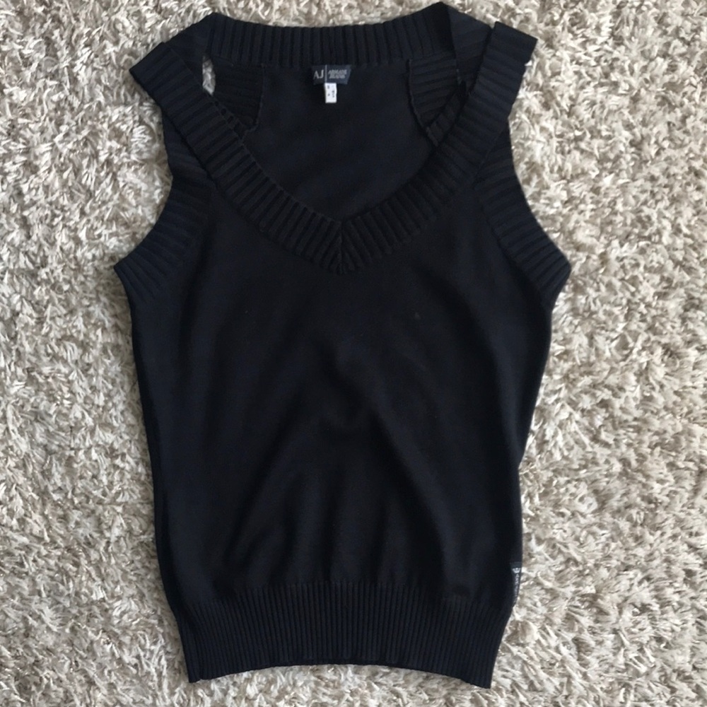 AJ 

Black Sleeveless Knit Top